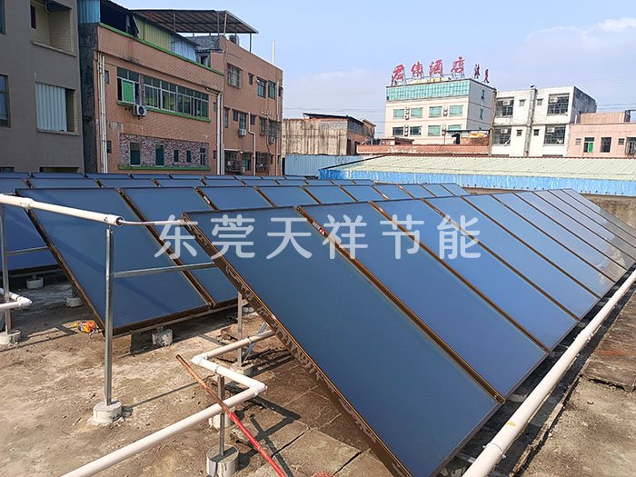 工廠宿舍太陽能空氣能熱水工程